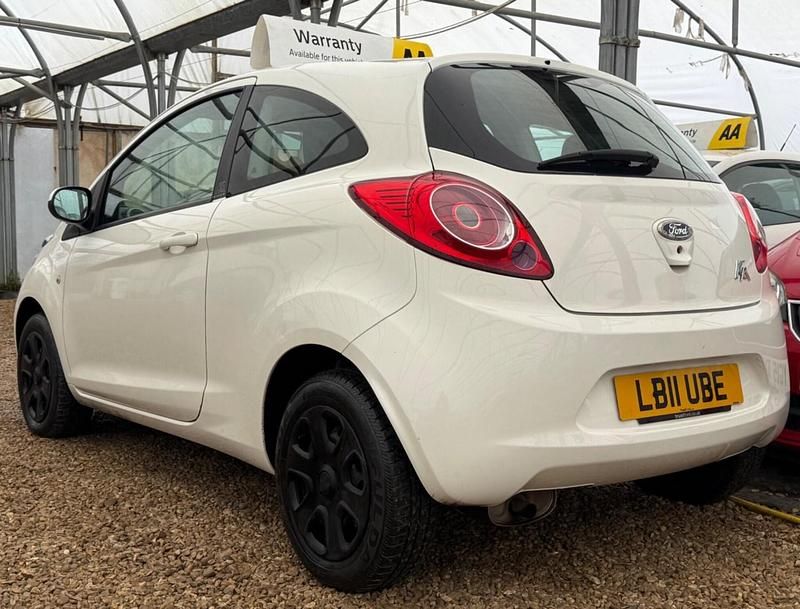 Usado Ford Ka S 69 HP (50 kW) 2011 Branco Citadino