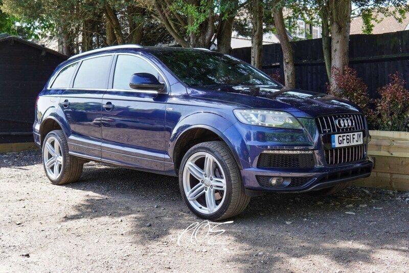 Blue Used 2011 Audi Q7 S-Line SUV | £7,995 (Fair price) - Image 1/4