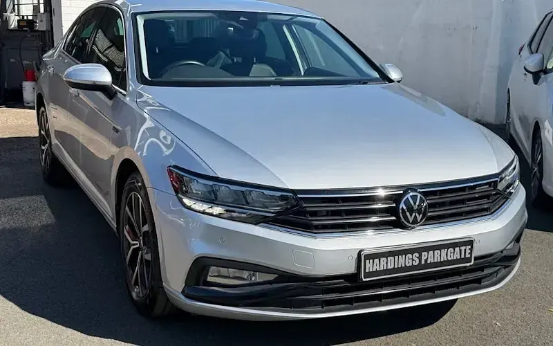 Used VW Passat SEL 150 HP (110 kW) 2021 Sedan