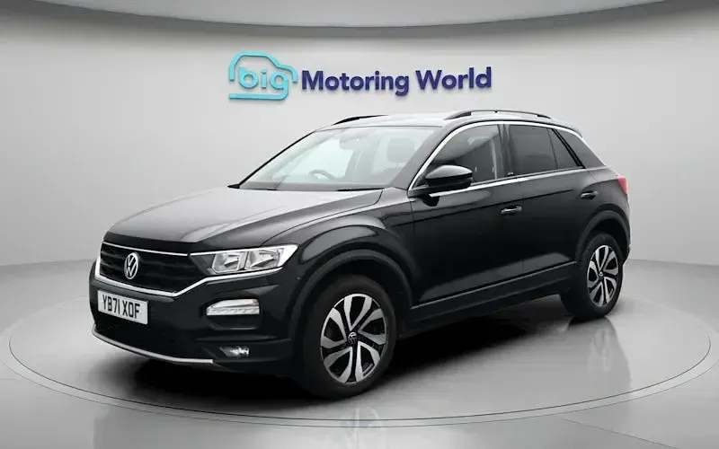 Used VW T-Roc Active 150 HP (110 kW) 2021 Black SUV