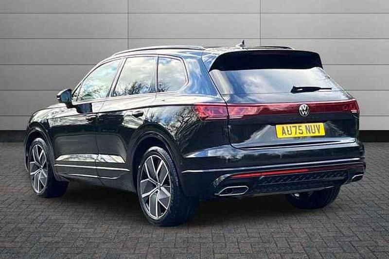 Used VW Touareg Black Edition 286 HP (210 kW) 2025 Black SUV