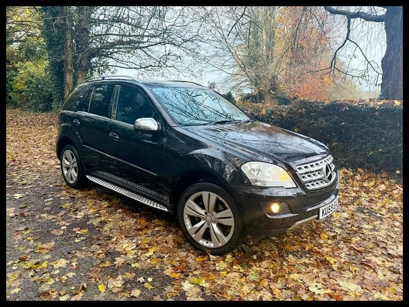 Used Mercedes ML320 2009 Black SUV