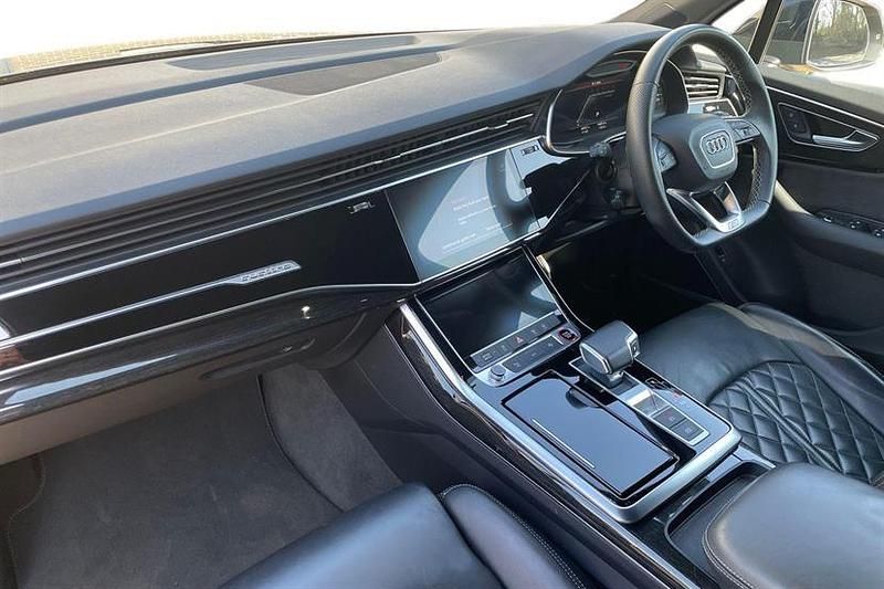 Used Audi SQ7 Black Edition 507 HP (372 kW) 2022 Daytona grey SUV