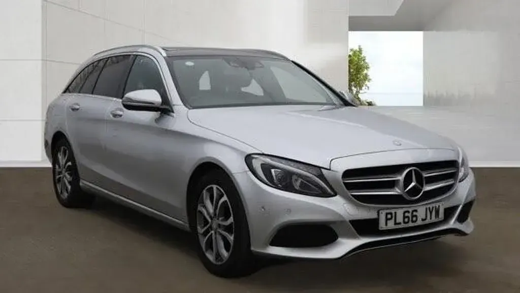 Used Mercedes C200 Premium 2016 Silver Estate