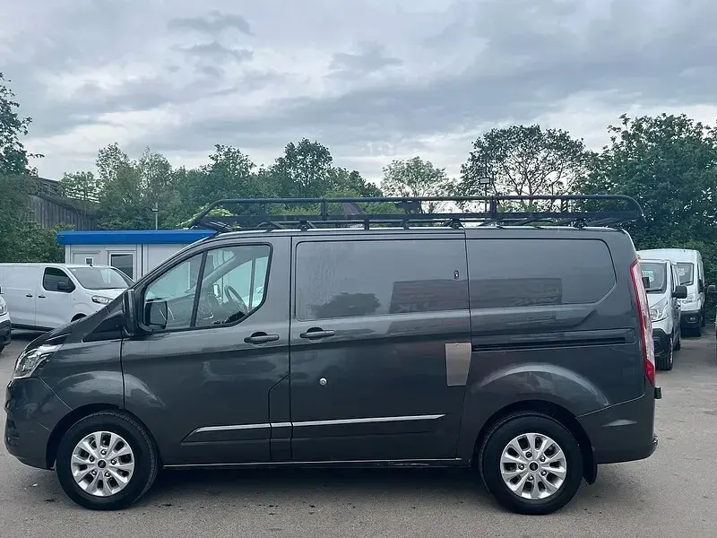 Used Ford Transit Custom Limited 130 HP (95 kW) 2019 Grey Van