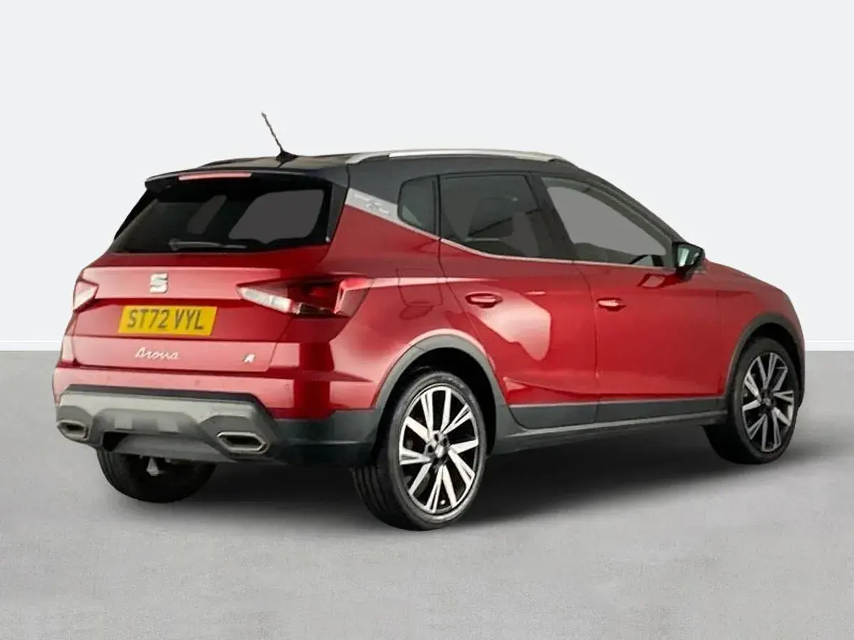 Used Seat Arona FR 110 HP (80 kW) 2023 Red SUV