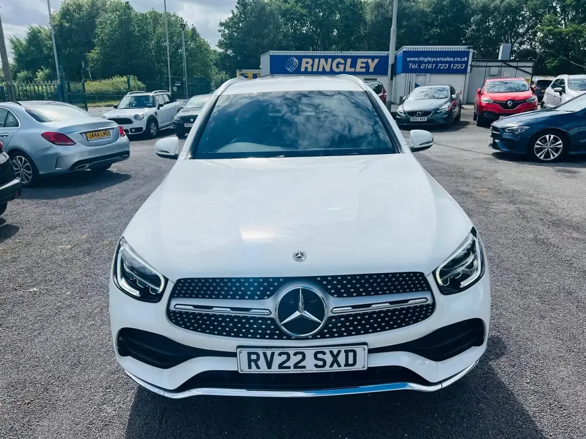 Used Mercedes GLC300e AMG line 2022 White SUV