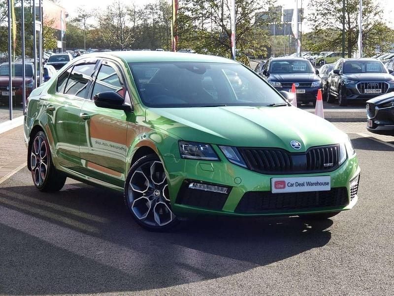 Green Used 2018 Skoda Octavia vRS Hatchback | £17,499 (Fair price) - Image 1/4