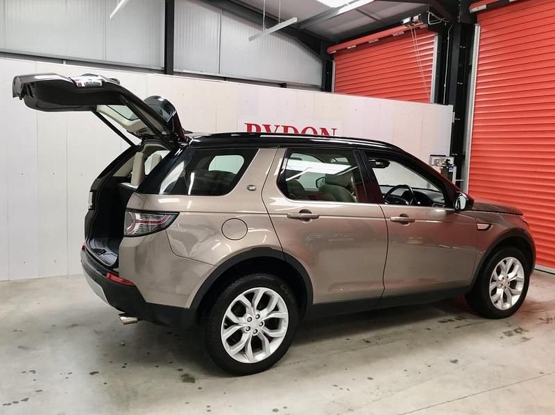 Used Land Rover Discovery Sport HSE 2015 Brown SUV