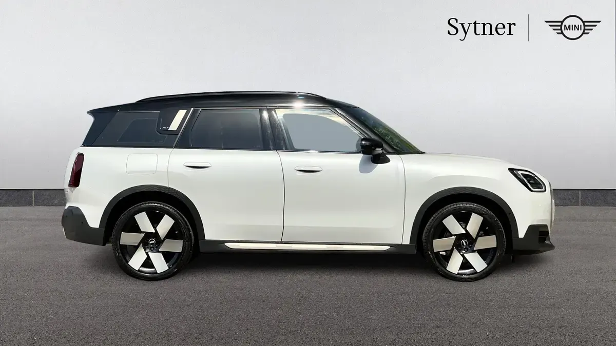 Używany Mini Countryman 215 KM (158 kW) 2024 Biały SUV