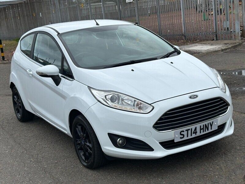 White Used 2014 Ford Fiesta Zetec Hatchback | £2,795 (Super price) - Image 1/4