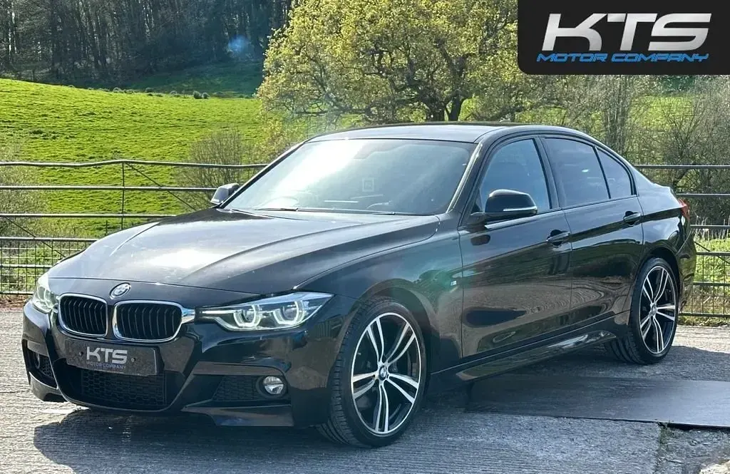 Używany BMW 320 M Sport 190 KM (139 kW) 2016 Czarny Sedan/Limuzyna