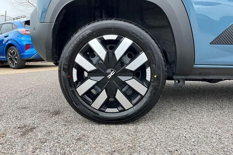 New Dacia Spring Expression 47 kW (64 HP) 2025 Hatchback