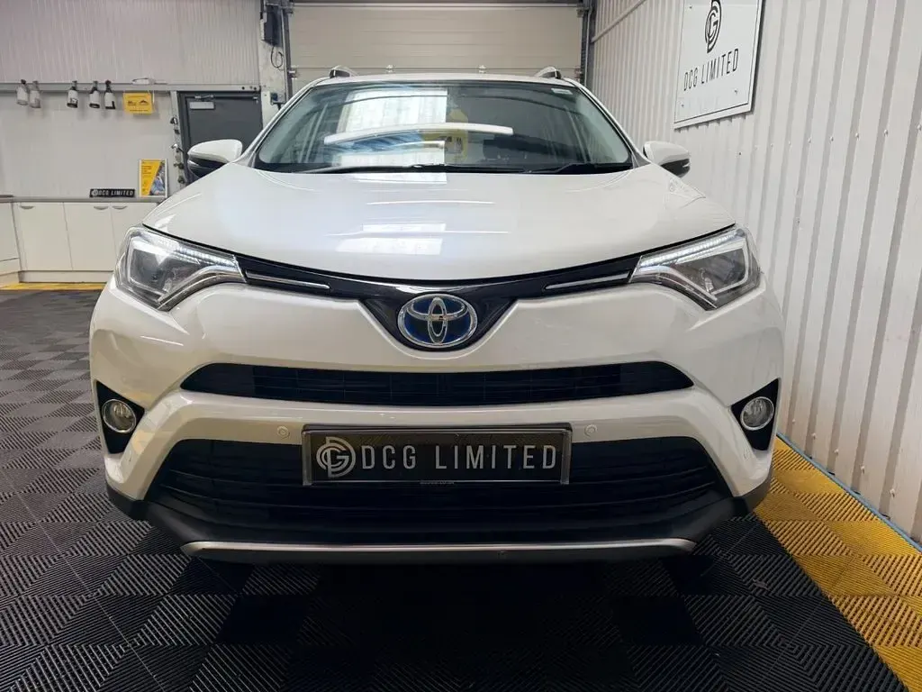 Usado Toyota RAV4 197 HP (144 kW) 2016 Branco SUV