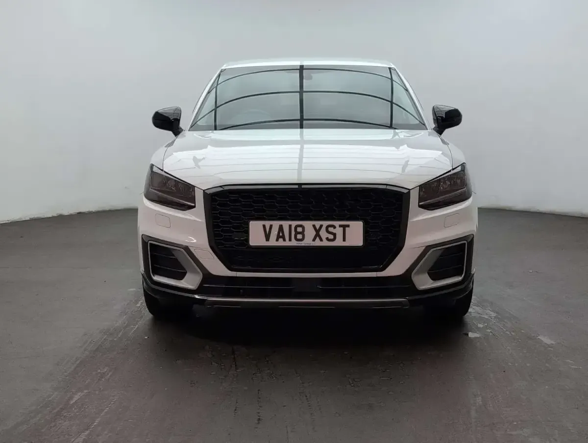 Used Audi Q2 Business 150 HP (110 kW) 2018 White SUV