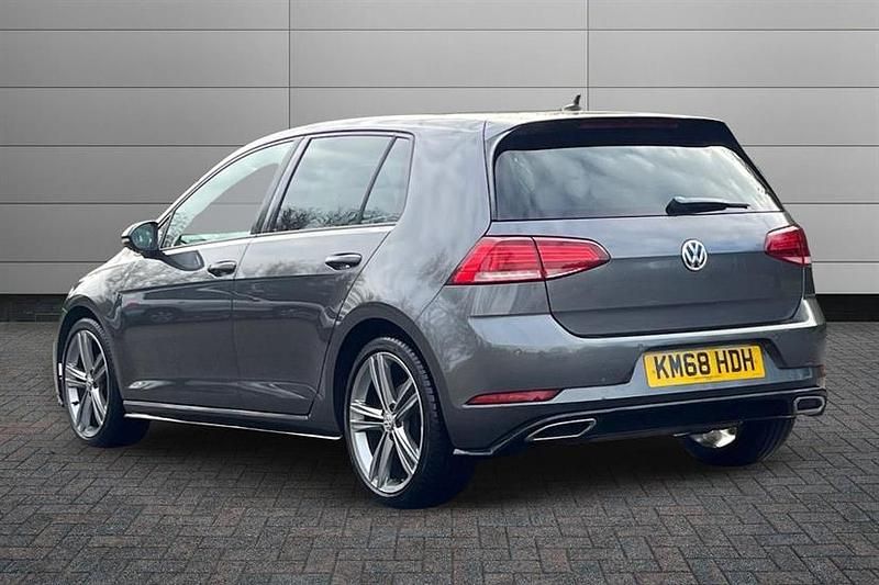 Used VW Golf VII R-line 150 HP (110 kW) 2018 Grey Hatchback