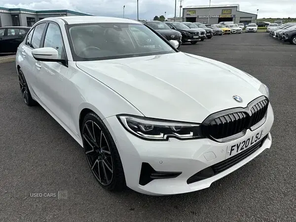 Used BMW 318 Comfort Edition 147 HP (108 kW) 2020 White Sedan