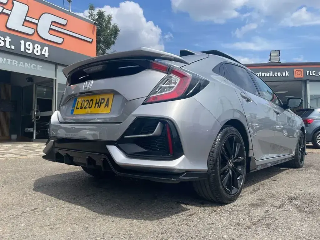 Used Honda Civic Sport 126 HP (92 kW) 2020 Silver Hatchback