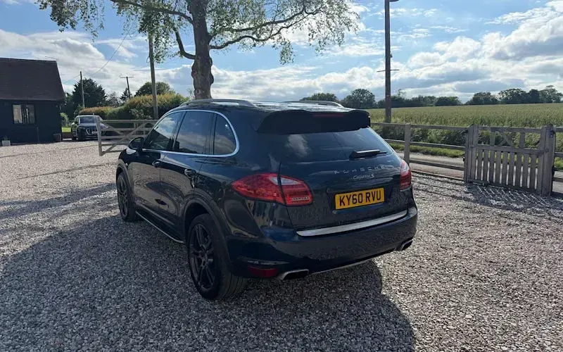 Used Porsche Cayenne 379 HP (278 kW) 2013 SUV
