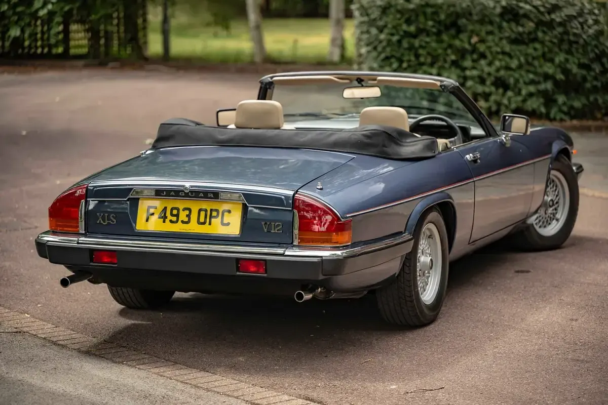 Used Jaguar XJS 284 HP (208 kW) 1989 Blue Cabriolet