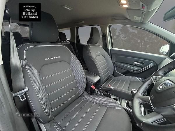Used Dacia Duster Prestige 90 HP (66 kW) 2022 Grey Hatchback