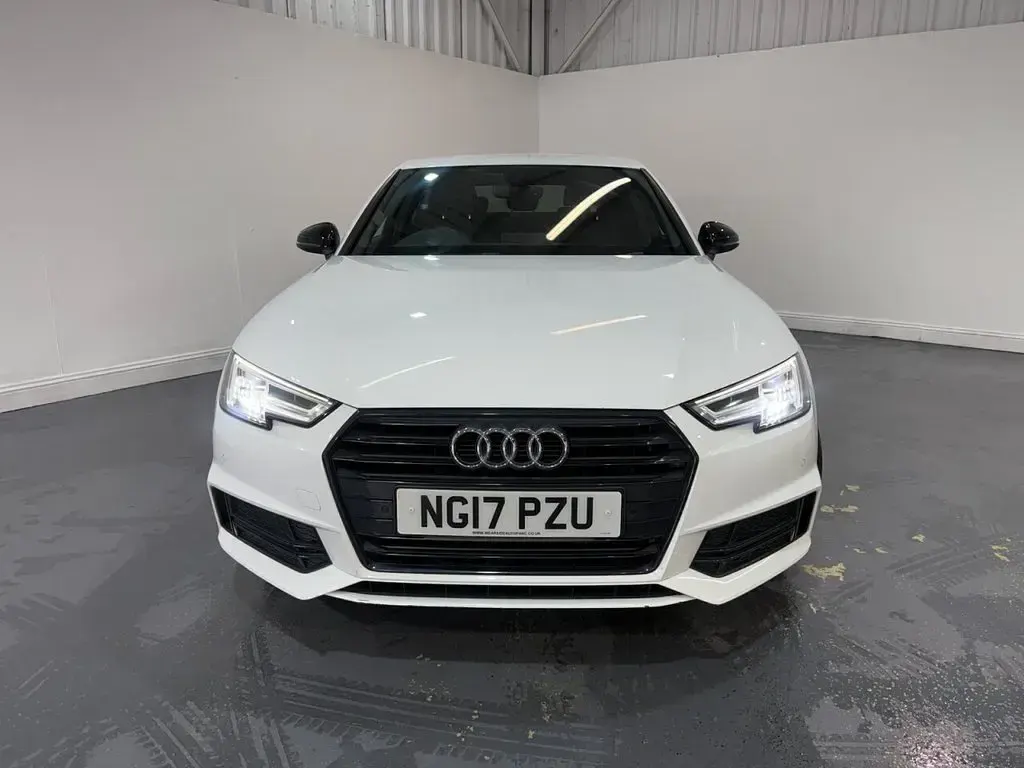 Used Audi A4 Black Edition 150 HP (110 kW) 2017 White Sedan