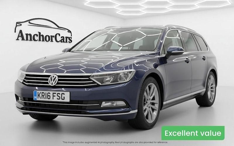 Blue Used 2016 VW Passat GT Estate | £12,495 (Good price) - Image 1/4