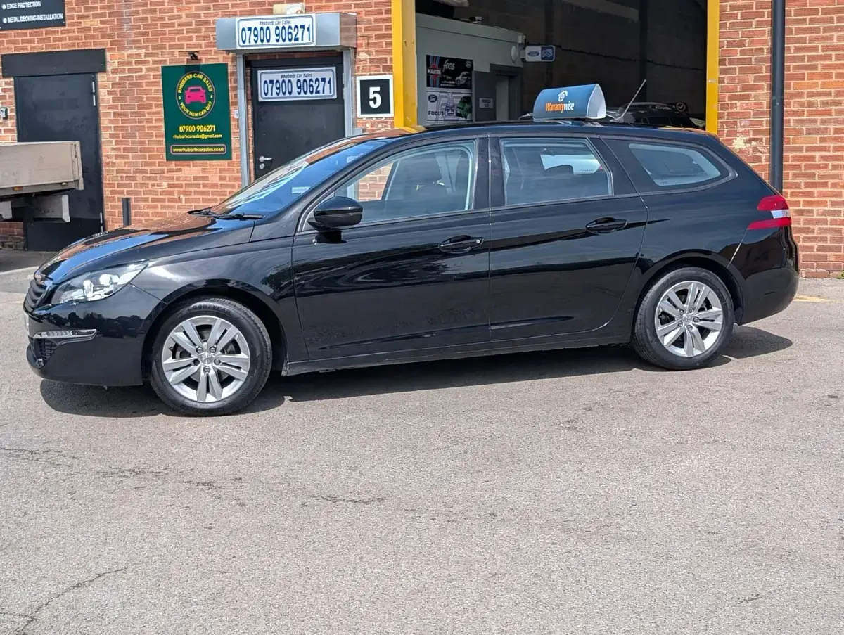 Used Peugeot 308 SW Active 100 HP (73 kW) 2016 Black Estate