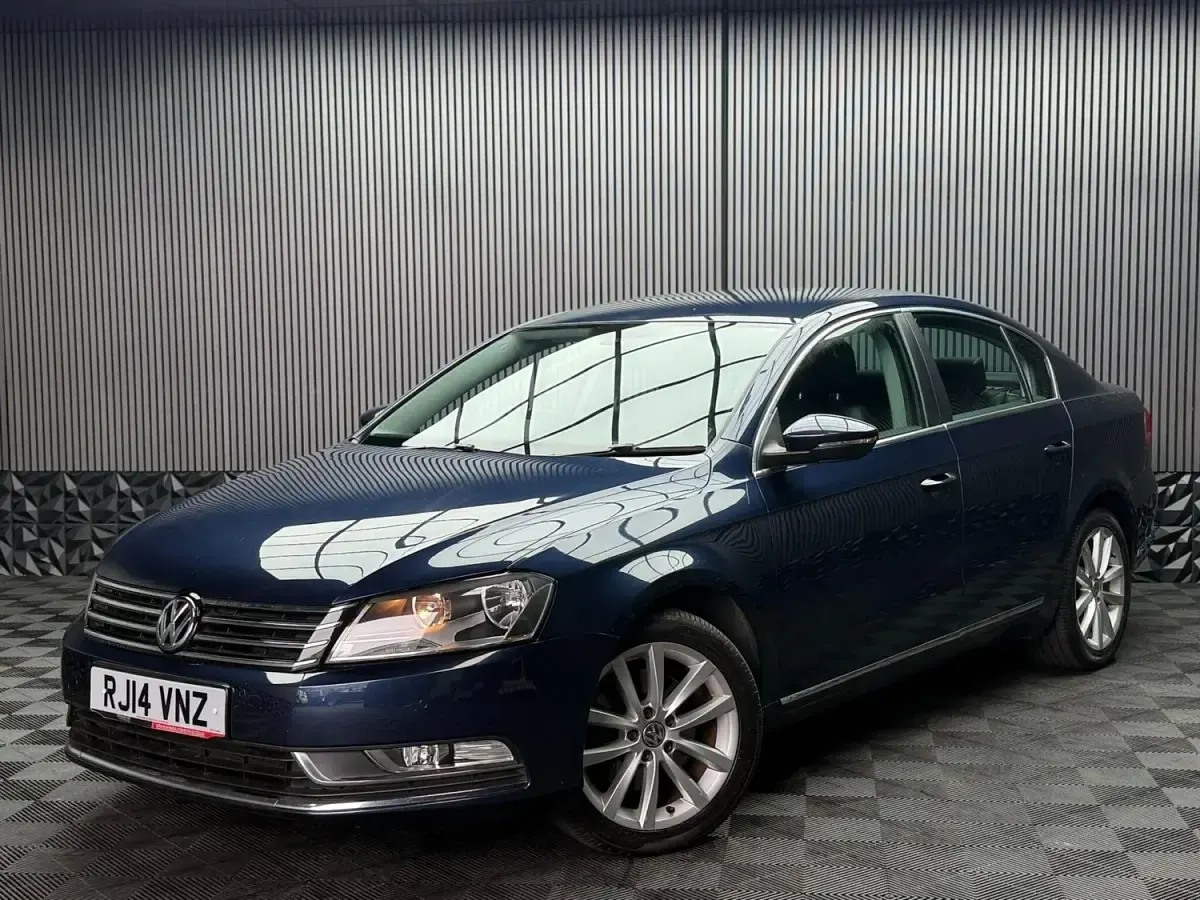 Usado VW Passat Executive 2014 Azul Sedan