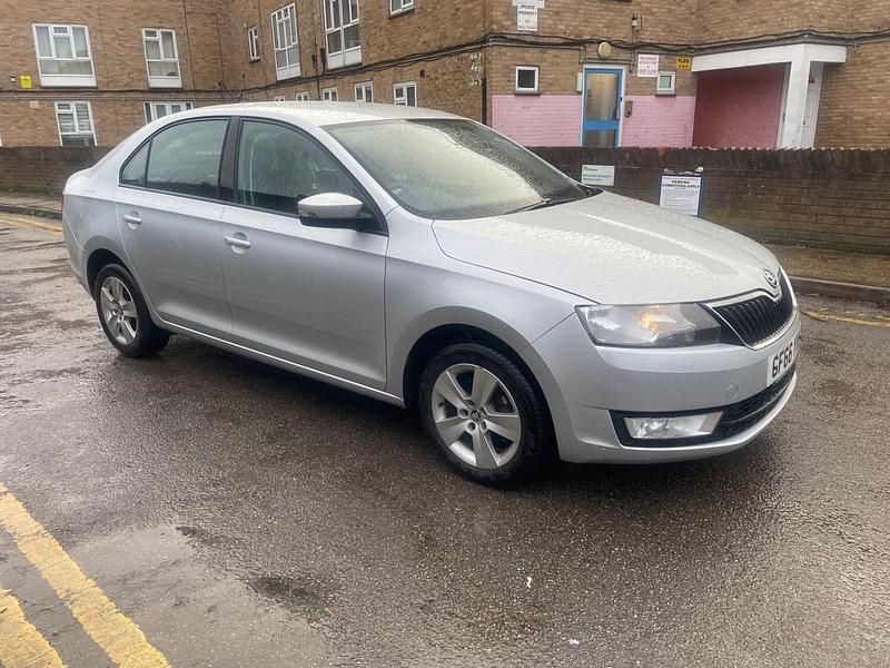 Used Skoda Rapid SE 2016 Silver Hatchback