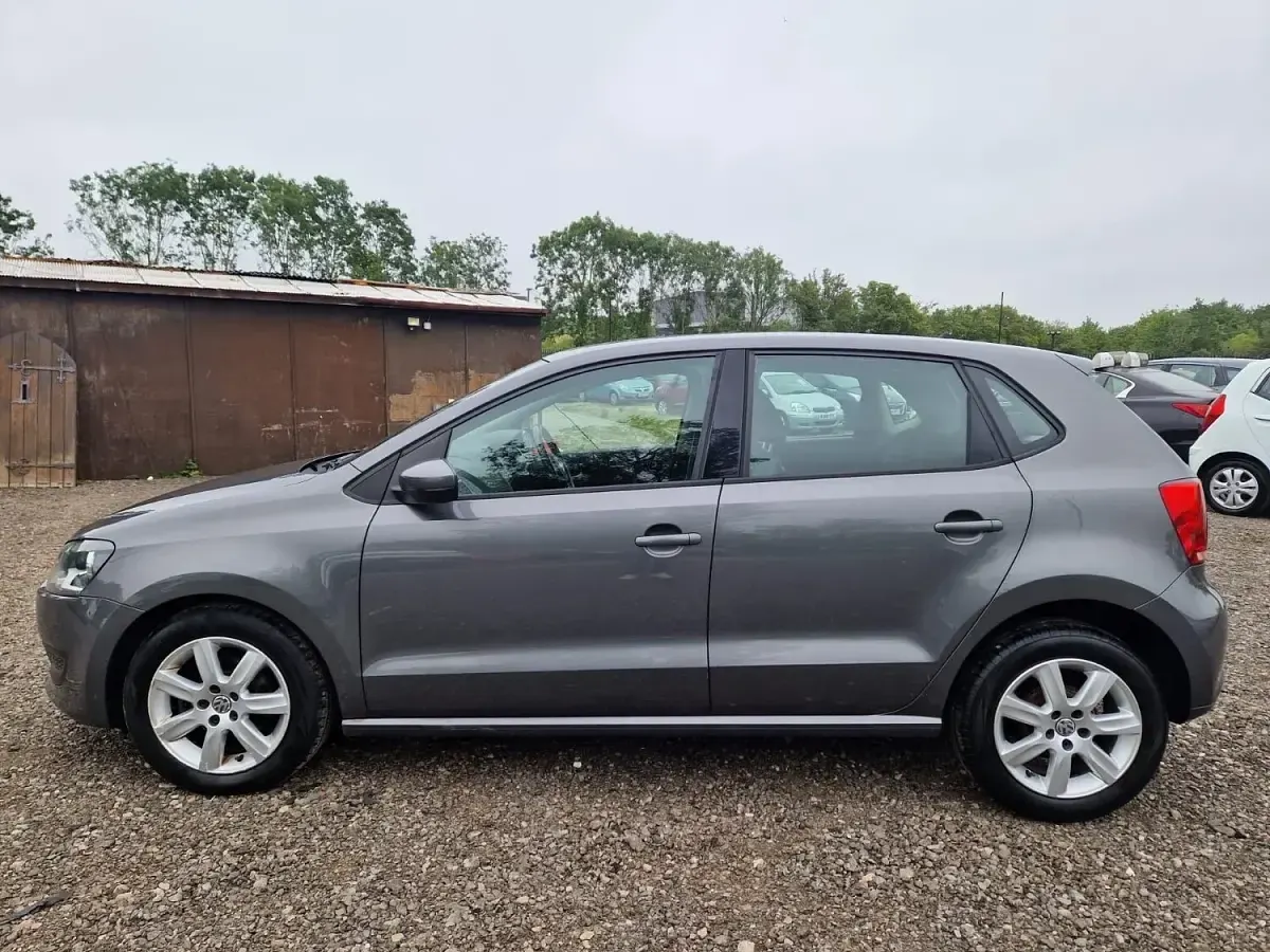 Used VW Polo SE 75 HP (55 kW) 2011 Grey Hatchback