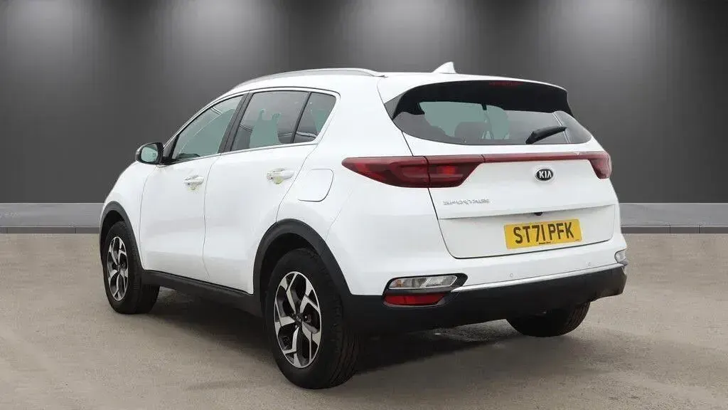 Second-hand Kia Sportage 130 CP (95 kW) 2022 Alb SUV