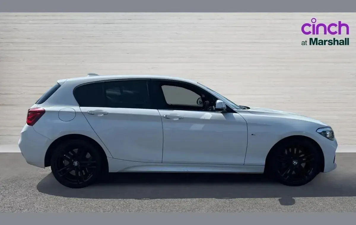 Used BMW 116 Efficient Dynamics 113 HP (83 kW) 2018 White Hatchback