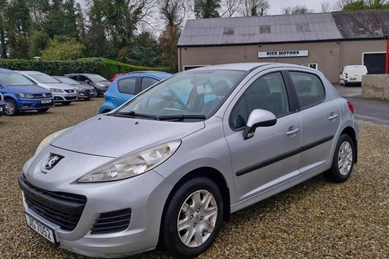 Silver Used 2010 Peugeot 207 S Hatchback | £1,950 (Fair price) - Image 1/1