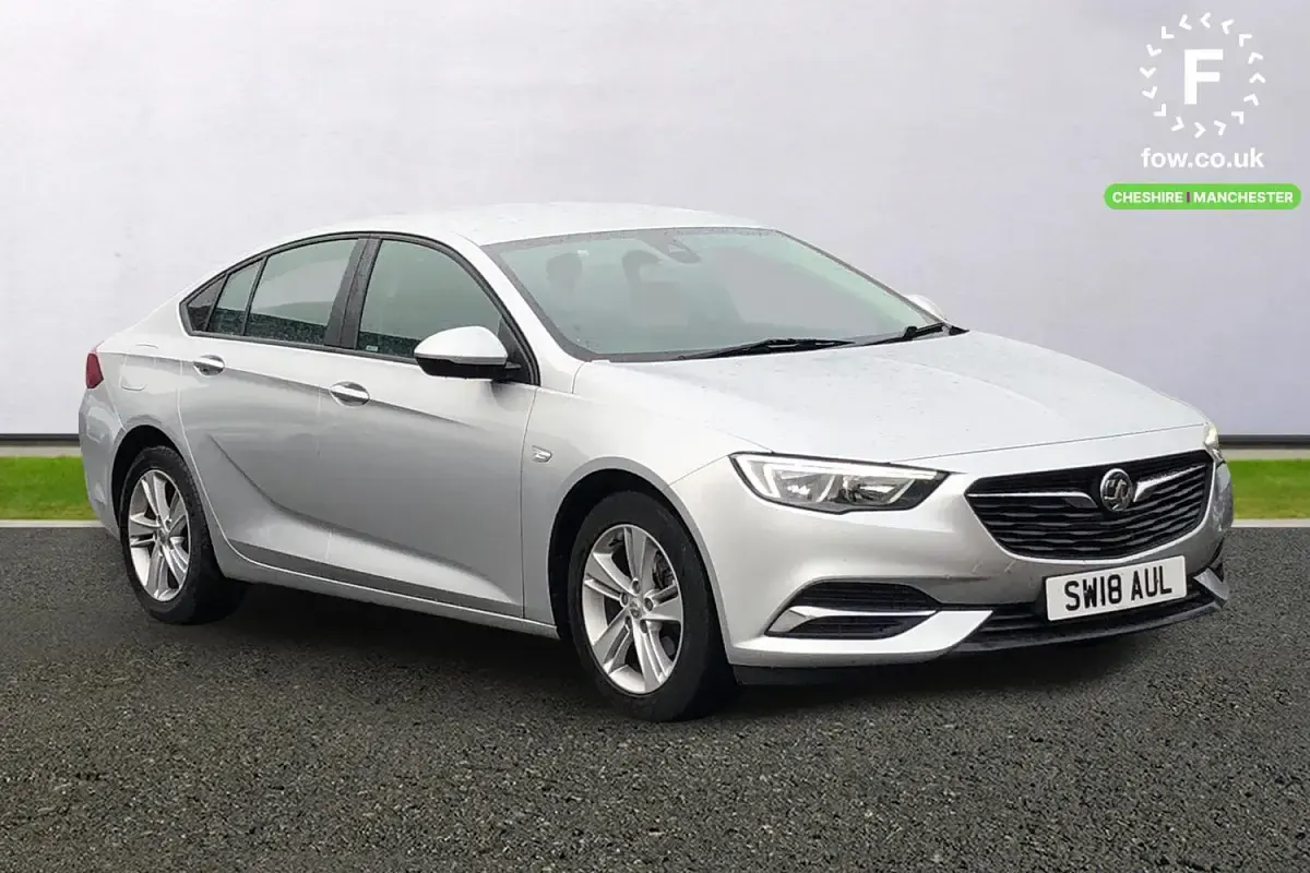 Used Vauxhall Insignia Design Edition 140 HP (102 kW) 2018 Hatchback