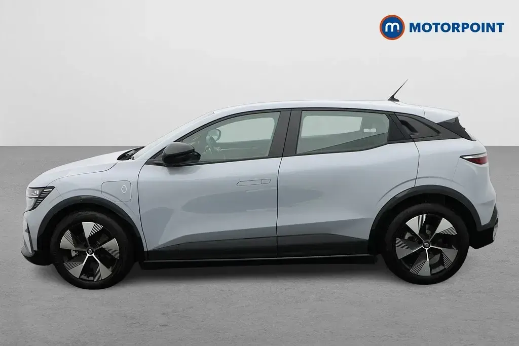 Used Renault Megane E-Tech Equilibre 160 kW (218 HP) 2023 Grey Hatchback