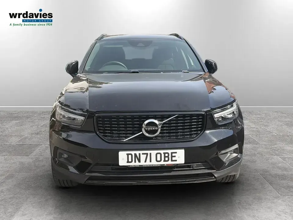 Used Volvo XC40 R-Design Pro 258 HP (189 kW) 2021 Black SUV