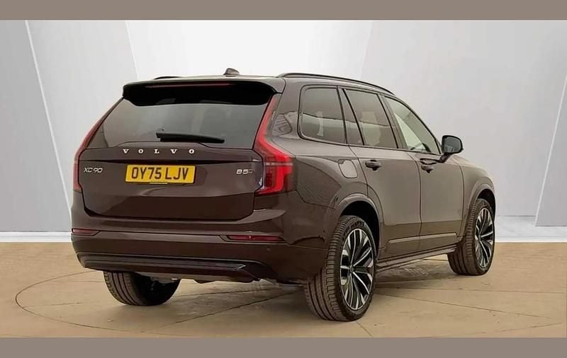 Used Volvo XC90 Plus 247 HP (181 kW) 2025 Red SUV