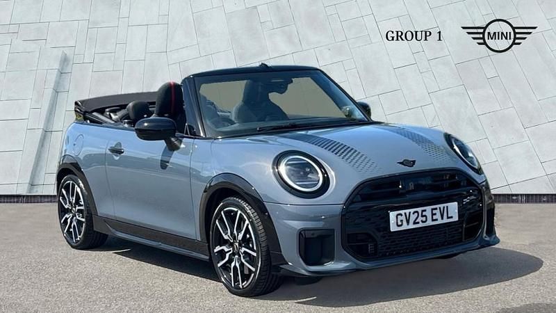 Grey Used 2025 Mini Cooper Hatchback | £33,875 - Image 1/4