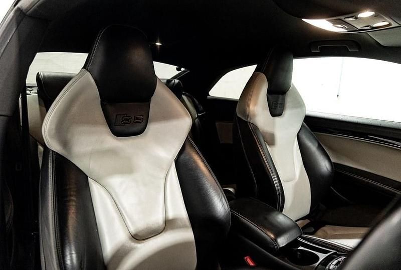 Used Audi S5 Black Edition 333 HP (244 kW) 2013 Blue Coupe