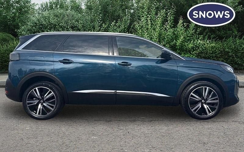 Used Peugeot 5008 Premium 131 HP (96 kW) 2022 Blue SUV