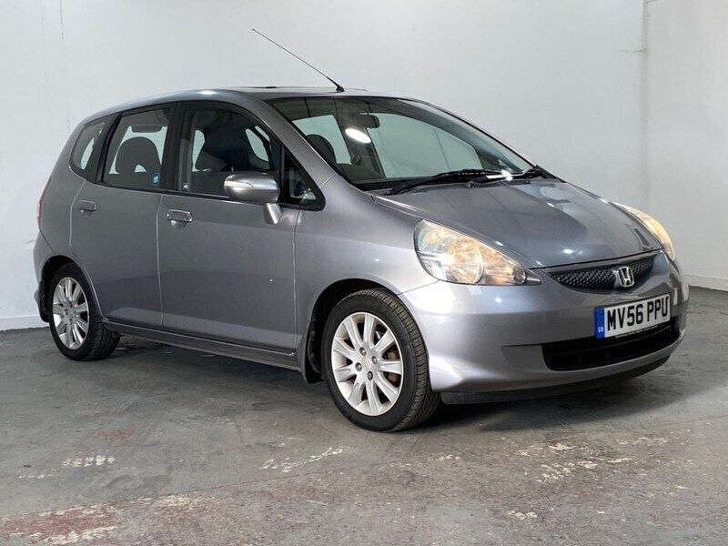 Silver Used 2006 Honda Jazz SE Hatchback | £3,995 (A bit pricey) - Image 1/4