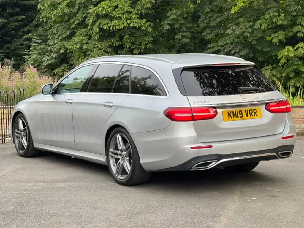 Used Mercedes E220 AMG line 2019 Silver Estate