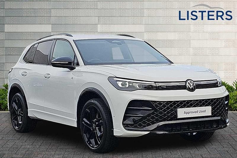 Pure white New 2025 VW Tiguan Black Edition SUV | £46,973 - Image 1/4