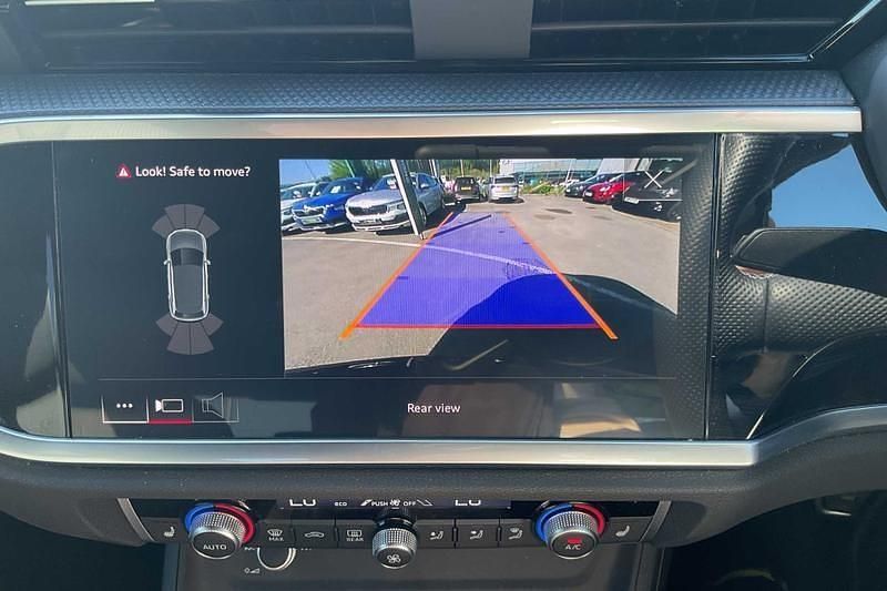 Begagnad Audi Q3 S-Line 2022 Blå SUV