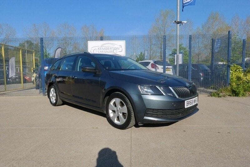 Grey Used 2018 Skoda Octavia Estate | £9,995 (Fair price) - Image 1/4