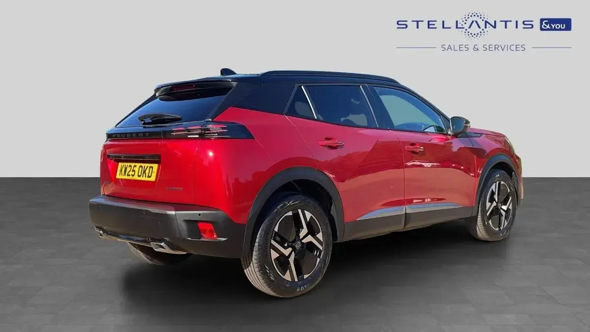 Used Peugeot 2008 GT 134 HP (98 kW) 2025 Red SUV