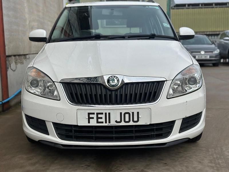 Used Skoda Fabia SE 2011 White Estate