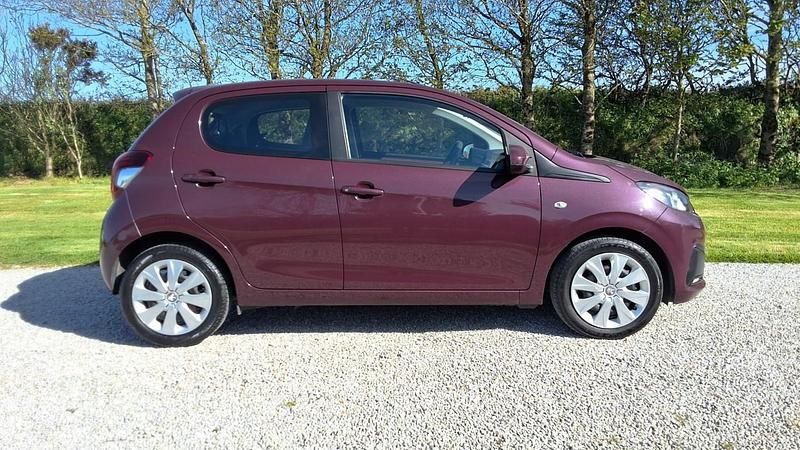 Begagnad Peugeot 108 Active 2016 Lila Halvkombi