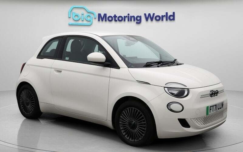 Used 2022 Fiat 500e Icon Hatchback | £11,800 (Good price) - Image 1/4